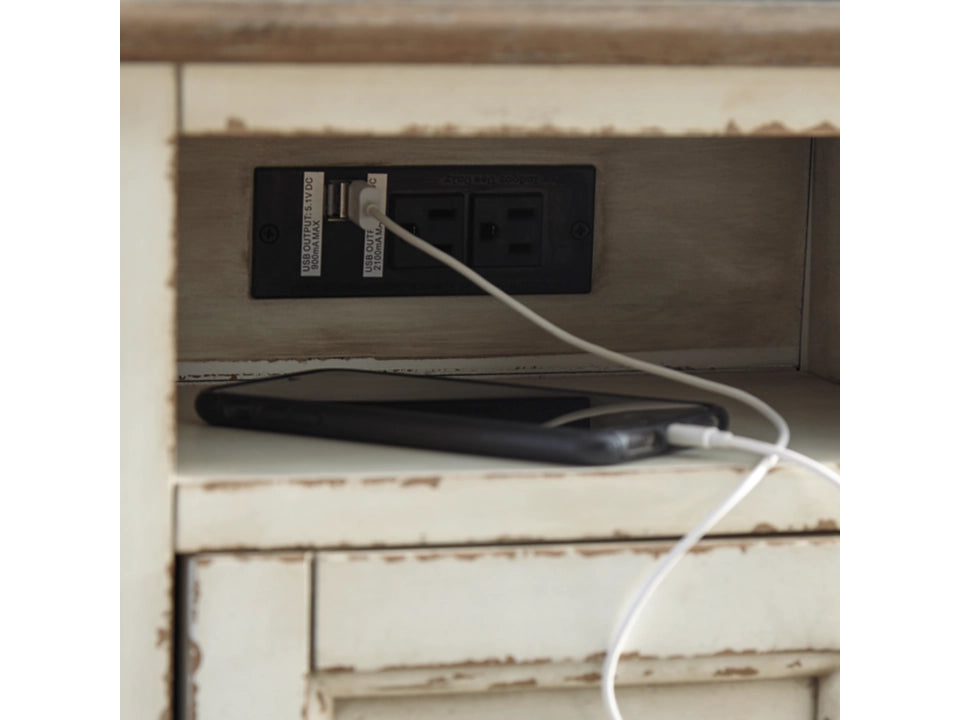 Kaylin Chairside End Table with USB Charging