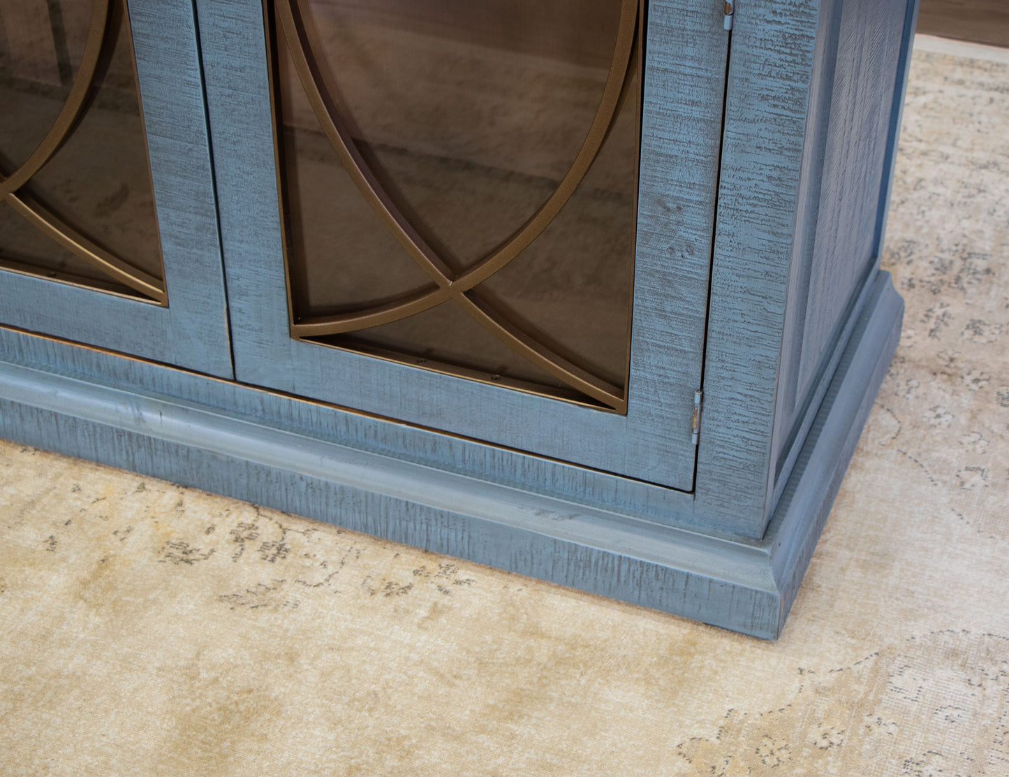 Swordfish 4 Door Console