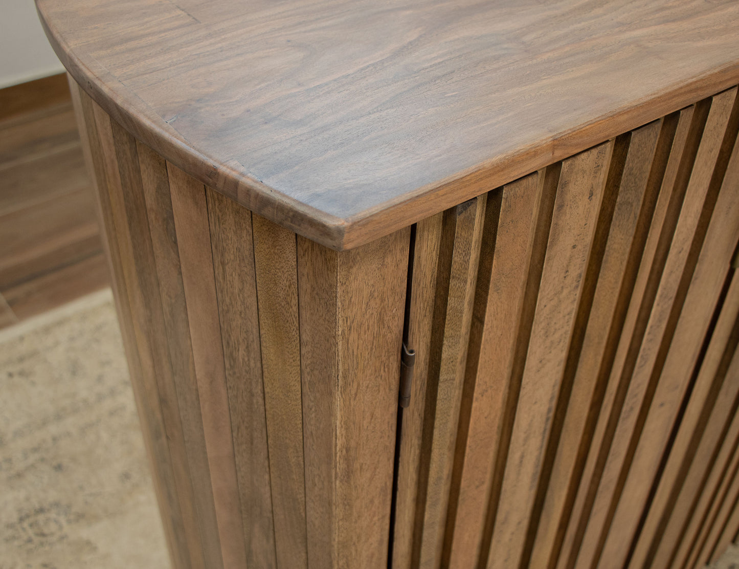 Plateau 4 Door Console