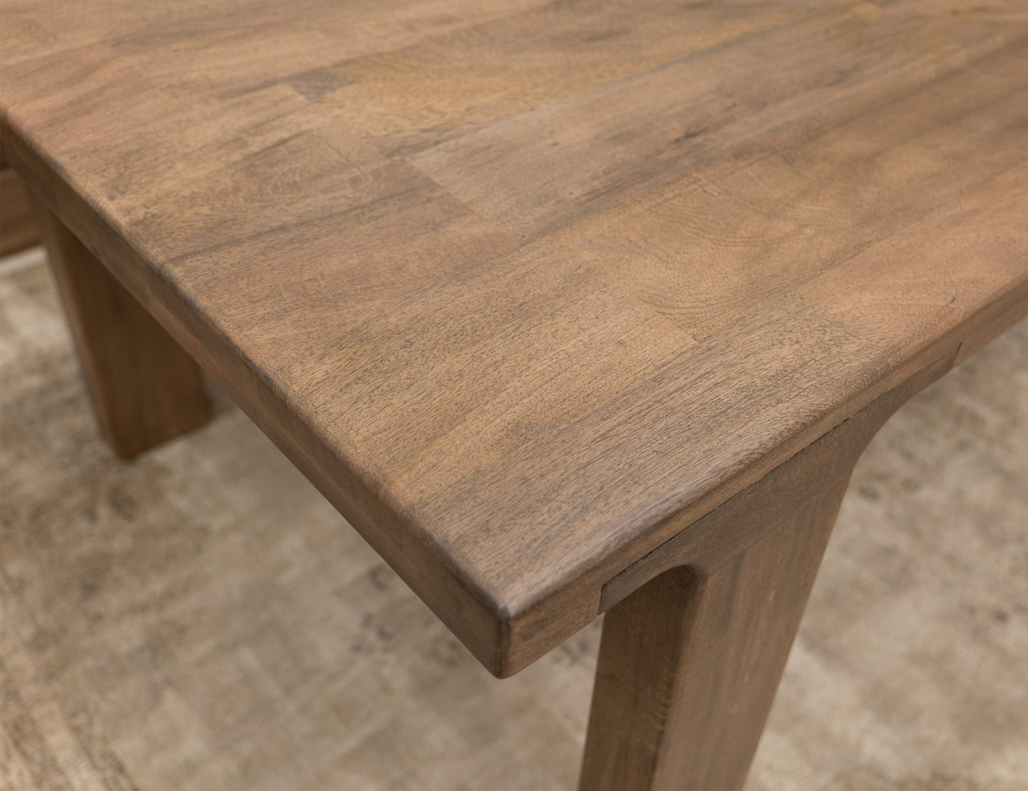 Plateau Dining Table