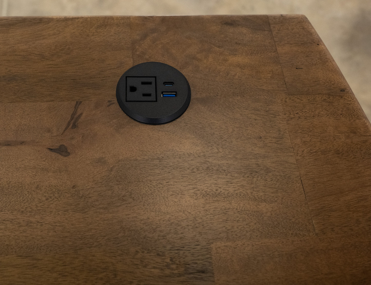 Plateau 3 Drawer Desk