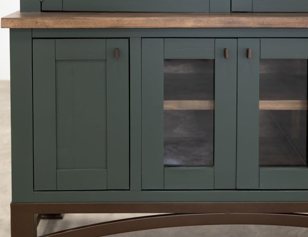 Volcanic Green Hutch