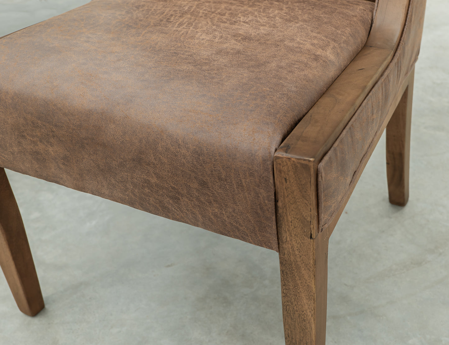 Plateau Faux Leather Chair