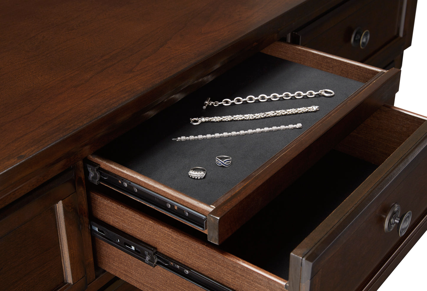 Keeper Seven Drawer Dresser