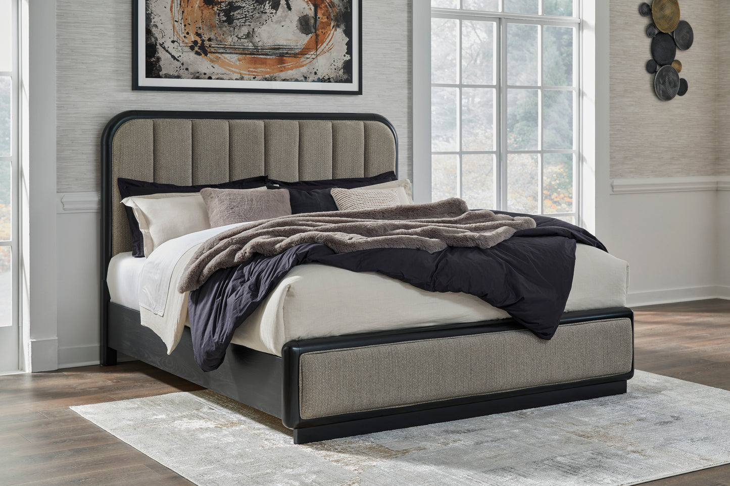 Briarstone King Upholstered Bed